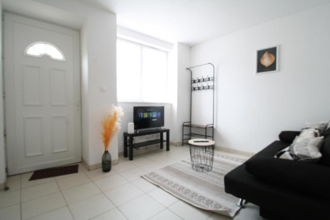 L'Appartement Terrasse Angoulême Esterno foto