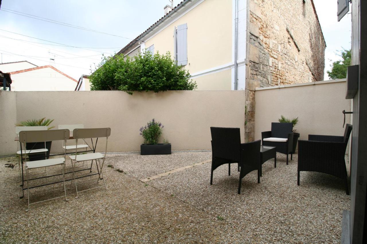 L'Appartement Terrasse Angoulême Esterno foto