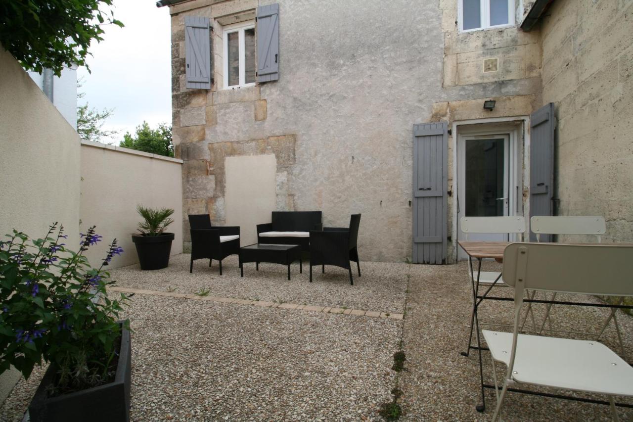 L'Appartement Terrasse Angoulême Esterno foto